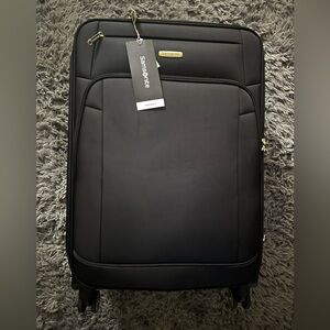 Samsonite x Toscani 27” Spinner Suitcase